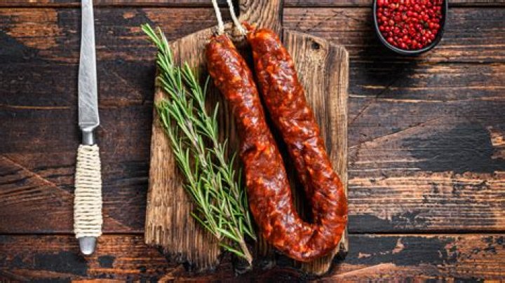 Whats the difference between cured and uncured meat?